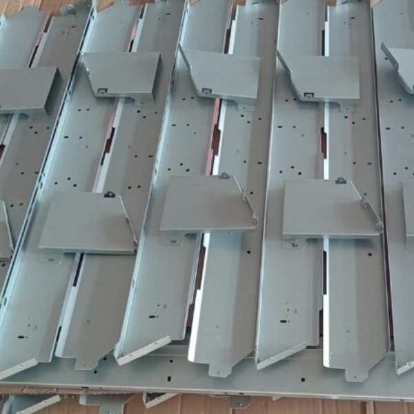 What are the Advantages of Sheet Metal Fabrication Process?